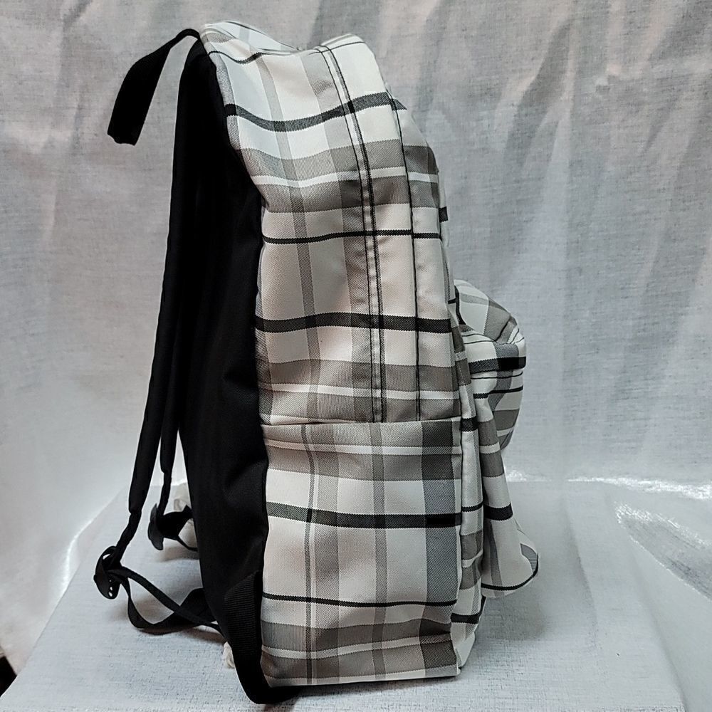 NWT Looks Brand Backpack - Picture 4 of 12